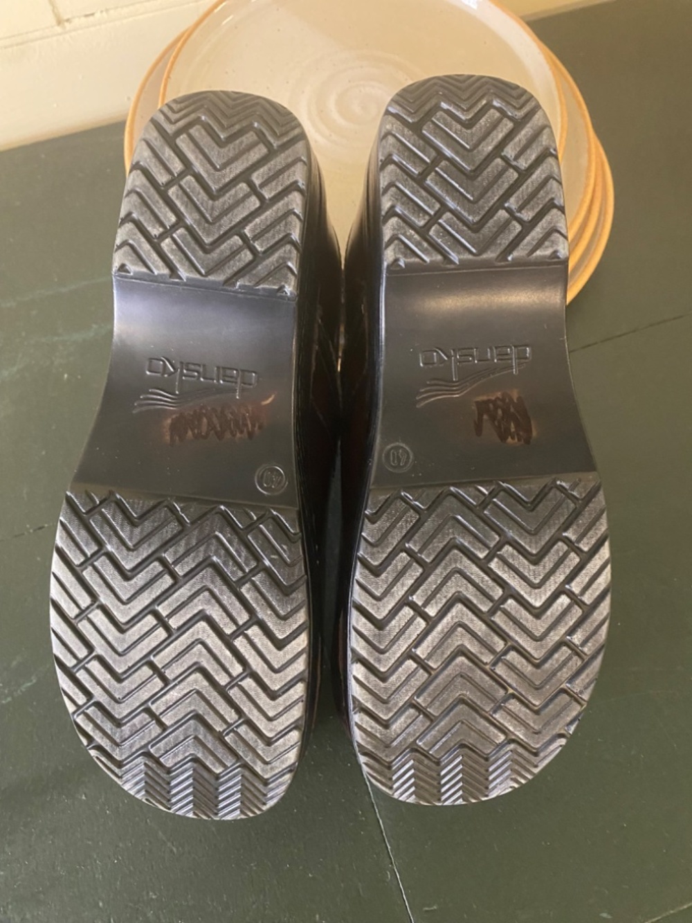 Clogs - Picture 2 of 6